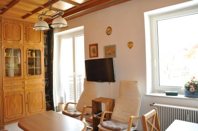 Mitten im ZENTRUM WOHNEN 2 Zimmer Ferienwohnung (Zweitwohnsitz) im Zentrum von Bad Hofgastein. Alle wichtigen Plätze und Einrichtungen befinden sich in unmittelbarer Nähe.