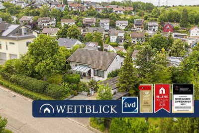 WEITBLICK: In den Armen der Weinberge!