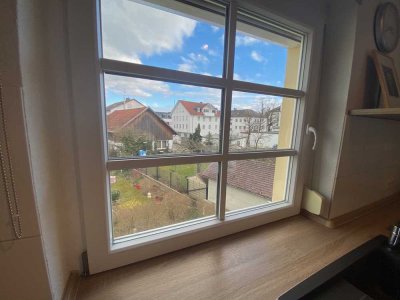 **Oberste Etage, Studio-Charakter, komfortabel, barrierefrei und superzentral**