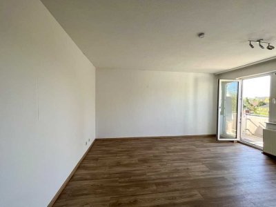 Gepflegte 2ZKB Wohnung mit Balkon in Bestlage von Saarlouis