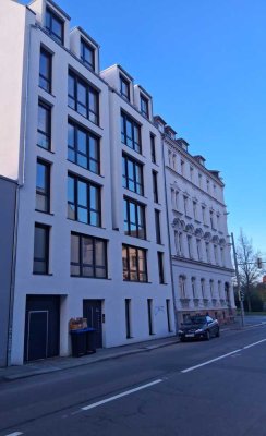 Helle 2-Zimmer Wohnung mit Balkon im 2. OG in Leipzig-Altlindenau