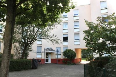 Helle 3,5-Zimmerwohnung mit großem Balkon und Stellplatz in Mannheim- Nähe Vogelstang See