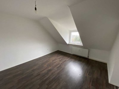 1-Zimmer-DG-Wohnung – modern & bezugsfertig