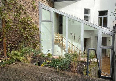 Altbauwohnung mit Garten