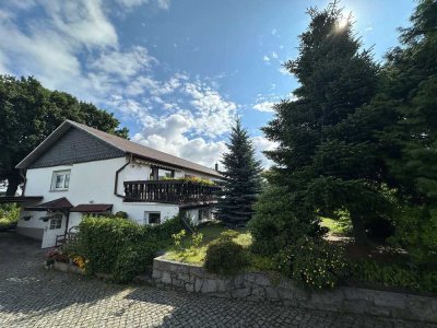 Ihre eigenen 4-Wände, Doppelhaushälfte mit Garten & Garage – charmante unweit von ESMC