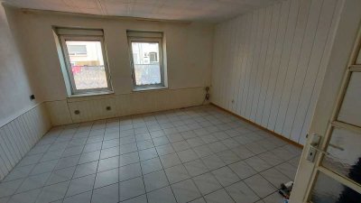 /// Anfragenstop wegen zu hoher Nachfrage/// Kleine, einfache Wohnung in Fraulautern