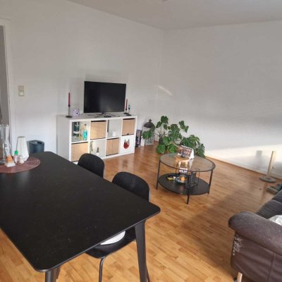 Helle, gepflegte 3-Raum-Wohnung mit Loggia in Südwestlage in Viersen-City