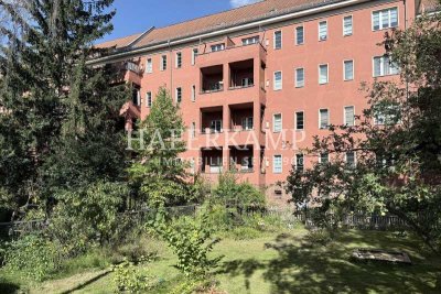 Wunderschöne, renovierte 2-Zimmerwohnung mit Balkon Nähe Treptower Park - bezugsfrei!