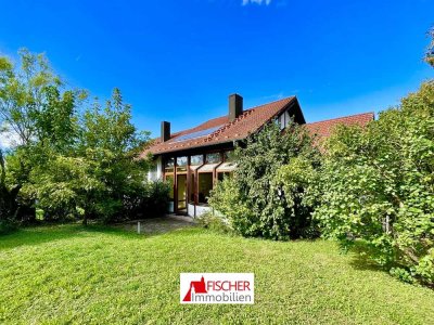 Stilvolles Architektenhaus mit Charme, Komfort und Naturanschluss...