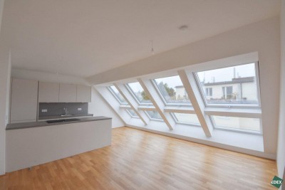 Erstbezug: Moderne Dachgeschosswohnung mit Balkon in 1180 Wien