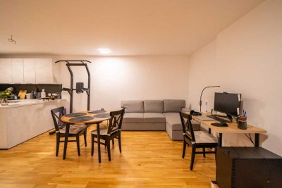 Großzügige 2-Zimmer-Wohnung mit traumhafter EBK