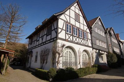 Historisches Flair trifft auf exklusive Handwerkskunst - Einzigartiges Stadthaus in Wülfrath