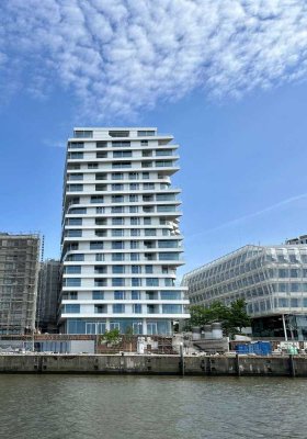 High-End-Wohnung im Luxus-Tower FiftyNine mit seitlichem Elbblick auf der Strandkaispitze