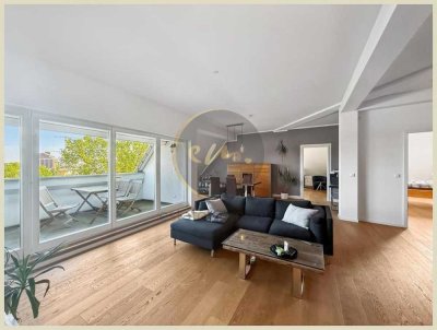 Mit der Sonne aufwachen - Moderne Dachgeschosswohnung mit Altbaucharme und Aufzugsanbindung