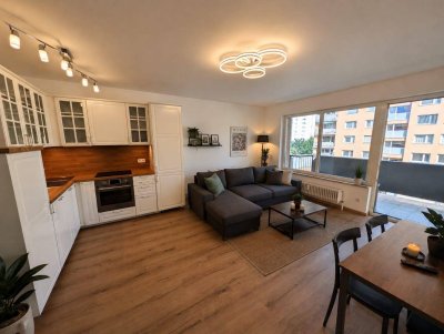 4-Zimmer WG geeignete frisch Renovierte Wohnung mit 2 Balkone Innsbruck