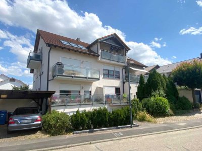 Ansprechende, helle und ruhige 2,5-Zimmer-Wohnung mit Balkon und Garage in Randlage von Botenheim