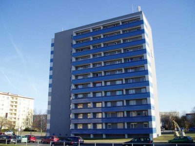 2-Raumwohnung mit 2 Balkonen, Dusche und Fahrstuhletage im Stadtzentrum