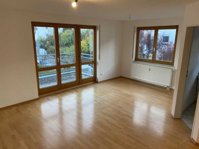 Moderne 2-Zimmer-Wohnung mit neuer EBK und Süd-Balkon in Stuttgart-Birkach
