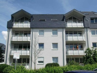 Helle Dachgeschosswohnung auf dem Heiderhof mit Blick in den Kottenforst