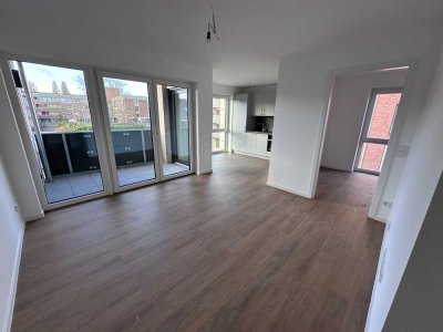 Hochwertige 2-Zimmer Wohnung mit Balkon, Einbauküche und Tiefgaragenstellplatz