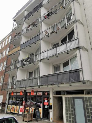 SCHLACHTE - Frisch renovierte 2-Zi.-Wohnung mit Balkon