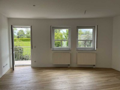 Helle 2-Raum- Wohnung mit  Balkon in Dessau-Roßlau