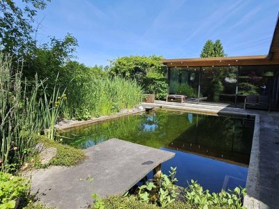 Einzigartiges Wohn- und Seminarhaus in Dornbirn mit großem Grundstück, Schwimmteich und Spa-Bereich!