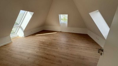 Erstbezug: helle, großzügige 3.5-ZKB Maisonette-Wohnung bei Mainz