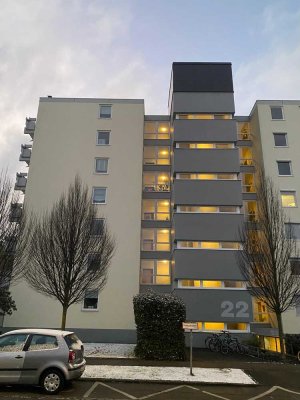 Helles teilmöbliertes Apartment mit Balkon und Top-Anbindung nach Augsburg