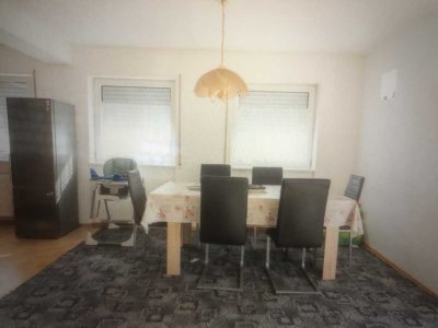 Ansprechende und gepflegte 3-Zimmer-Maisonette-Wohnung mit Balkon in Neuwied