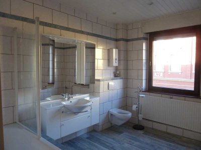 Schöne 3-Raum-Wohnung, vollständig renoviert in Mönchengladbach