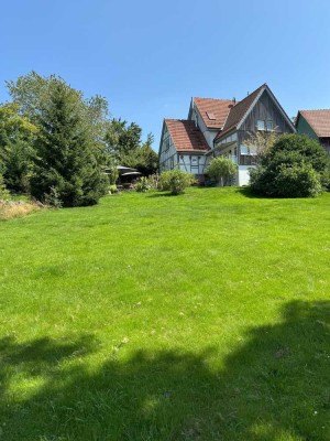 Einzigartiger Pferdehof, zwei Wohnhäuser + Stallung, Reitplatz in  Außenlage, großzügige Koppeln