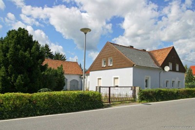 Sanierungsbedürftige Hofstelle mit großzügigem Grundstück