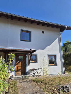 Architektenhaus im Splitlevel-Stil: DHH mit Garten in Bad Tölz