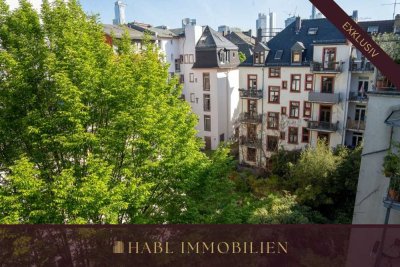 Habl Immobilien - Frisch sanierte 3-Zimmer-Dachgeschosswohnung mit Balkon