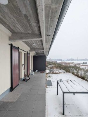 HOMESK - Direkt an der Havel: 4-Zimmer-EG-Wohnung mit Garten, Terrasse und Wasserblick
