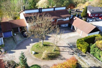 Sofort bezugsfrei! Architekteneckhaus in familienfreundlicher Sackgasse mit Garagenstellplatz!