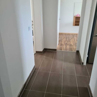Schöne 3 Zimmer  Wohnung mit Balkon