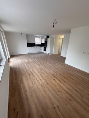 3‑Zimmer Erdgeschosswohnung mit Balkon - Erstbezug