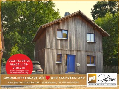 Energieeffizientes, ökologisches Einfamilienhaus  mit Waldgrundstück in Hückelhoven-Kleingladbach