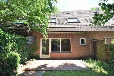 Weener-Möhlenwarf - Gepflegtes  Reihenmittelhaus mit Garage