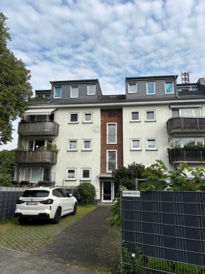 Schmuckstück im Mehrfamilienhaus – moderne 4-Zimmer-Wohnung, top modernisiert