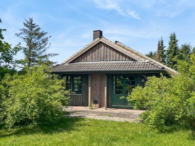 Erholung beginnt hier – liebevolles Ferienhaus in Brekendorf im Naturidyll