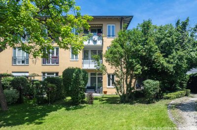 Im Zentrum von Gauting
2 Zi.-Gartenwohnung mit zusätzlichem Hobbyraum - für Käufer provisionsfrei
