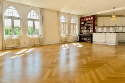 Von Privat: Erstklassige Terrassenwohnung in  Berlin Charlottenburg