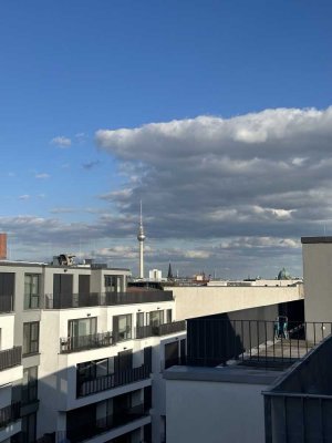 [Nachmieter gesucht] 2 rooms Penthouse with 3 air conditioners and skylight