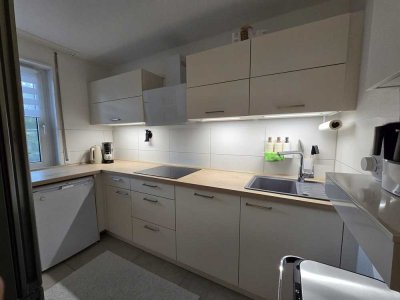 Lichtdurchflutete Wohnung 4,5 ZKB * Balkon * Einbauküche * Garage * barrierefrei