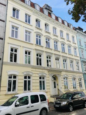 Stilvoll Wohnen in Hamburgs kreativem Herzen - Altbaujuwel in Hamburg St. Pauli