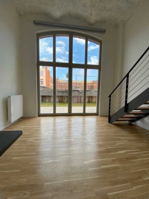 Zwei Etagen für Ihr neues Kapitel – Maisonette mit Terrasse im Spreekarree