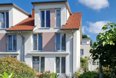 - Provisionsfrei - Energieeffiziente Doppelhaushälfte mit hochwertiger Ausstattung am Öjendorfer See